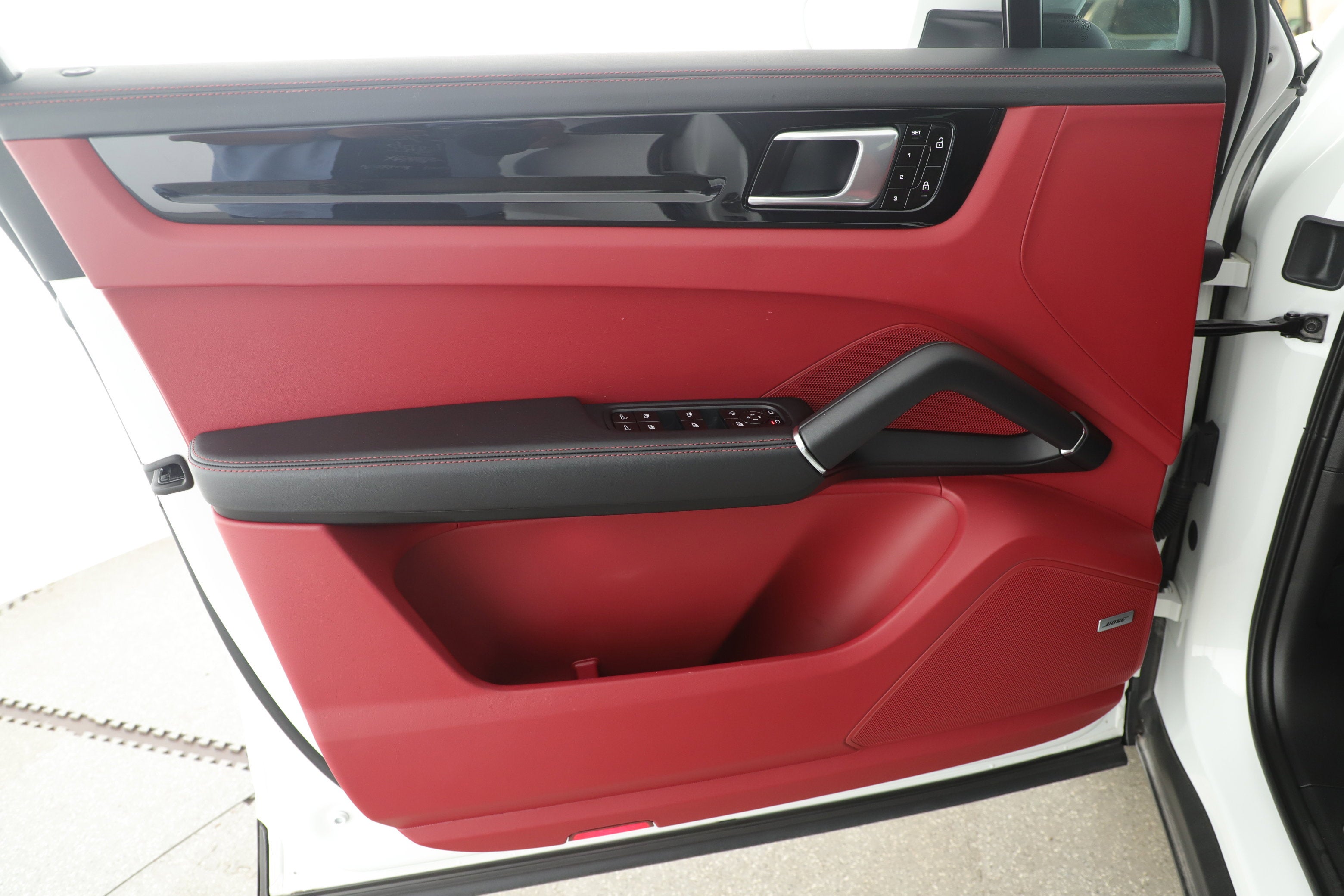 2021 Porsche Cayenne Base