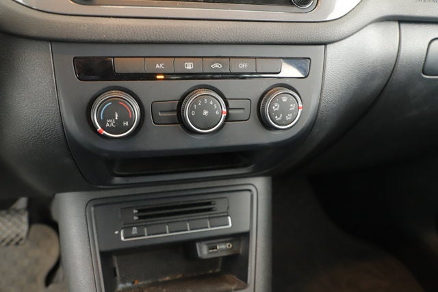 2017 Volkswagen Tiguan Limited 2.0T