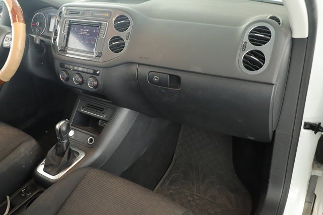 2017 Volkswagen Tiguan Limited 2.0T