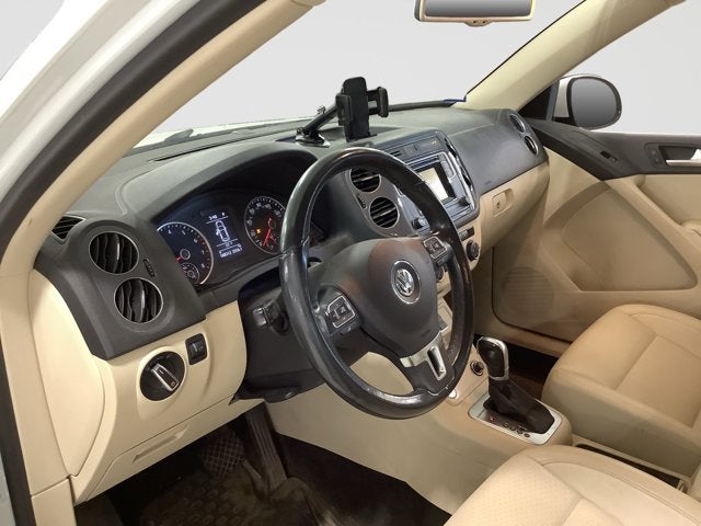 2016 Volkswagen Tiguan S