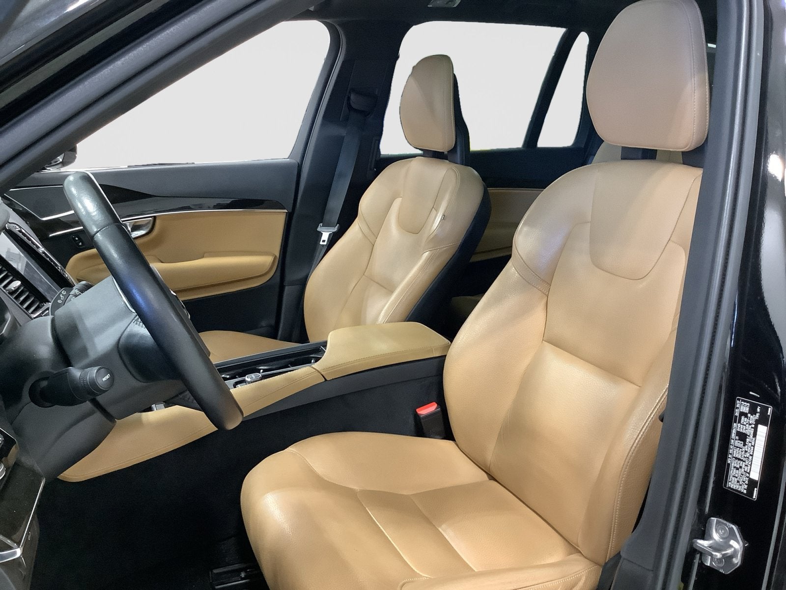 2017 Volvo XC90 Momentum