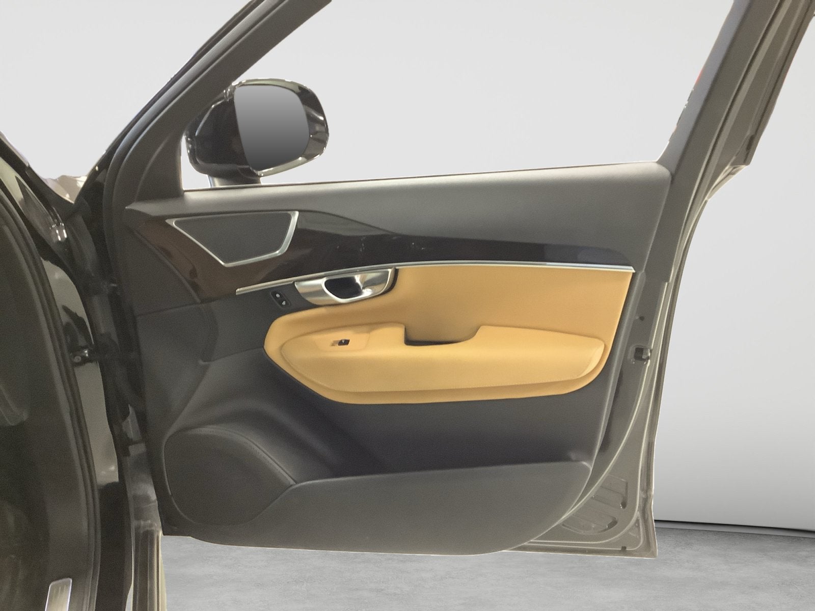2017 Volvo XC90 Momentum
