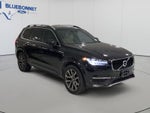2017 Volvo XC90 Momentum