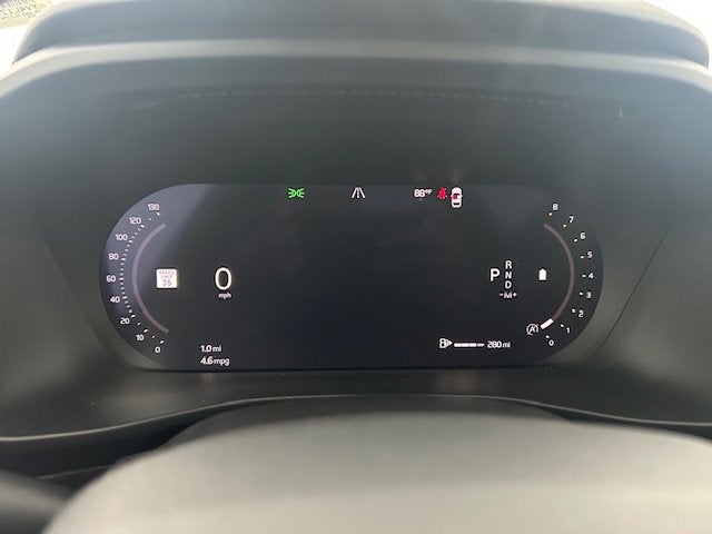 2023 Volvo XC40 Ultimate Bright Theme