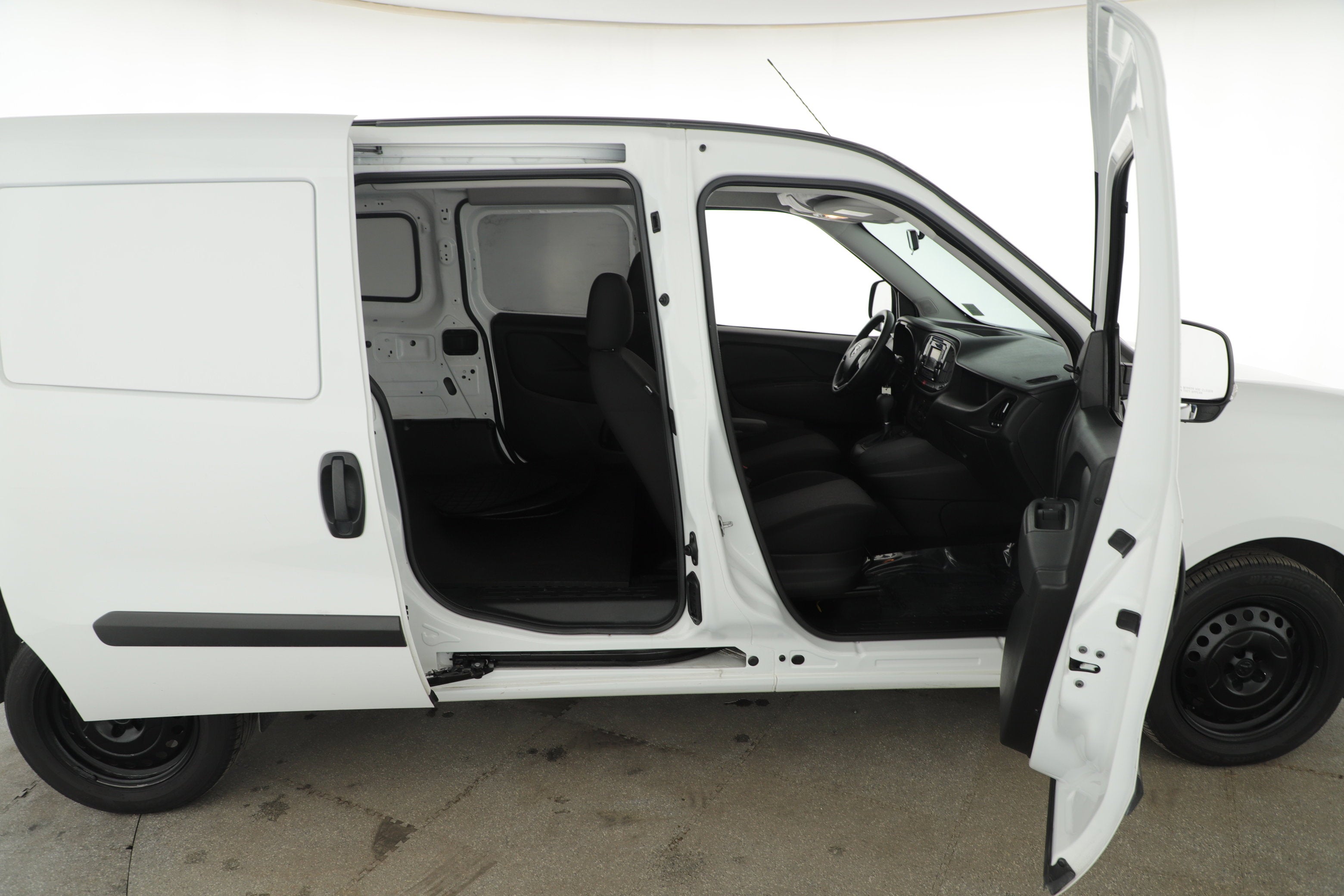 2022 RAM ProMaster City Cargo Van Tradesman