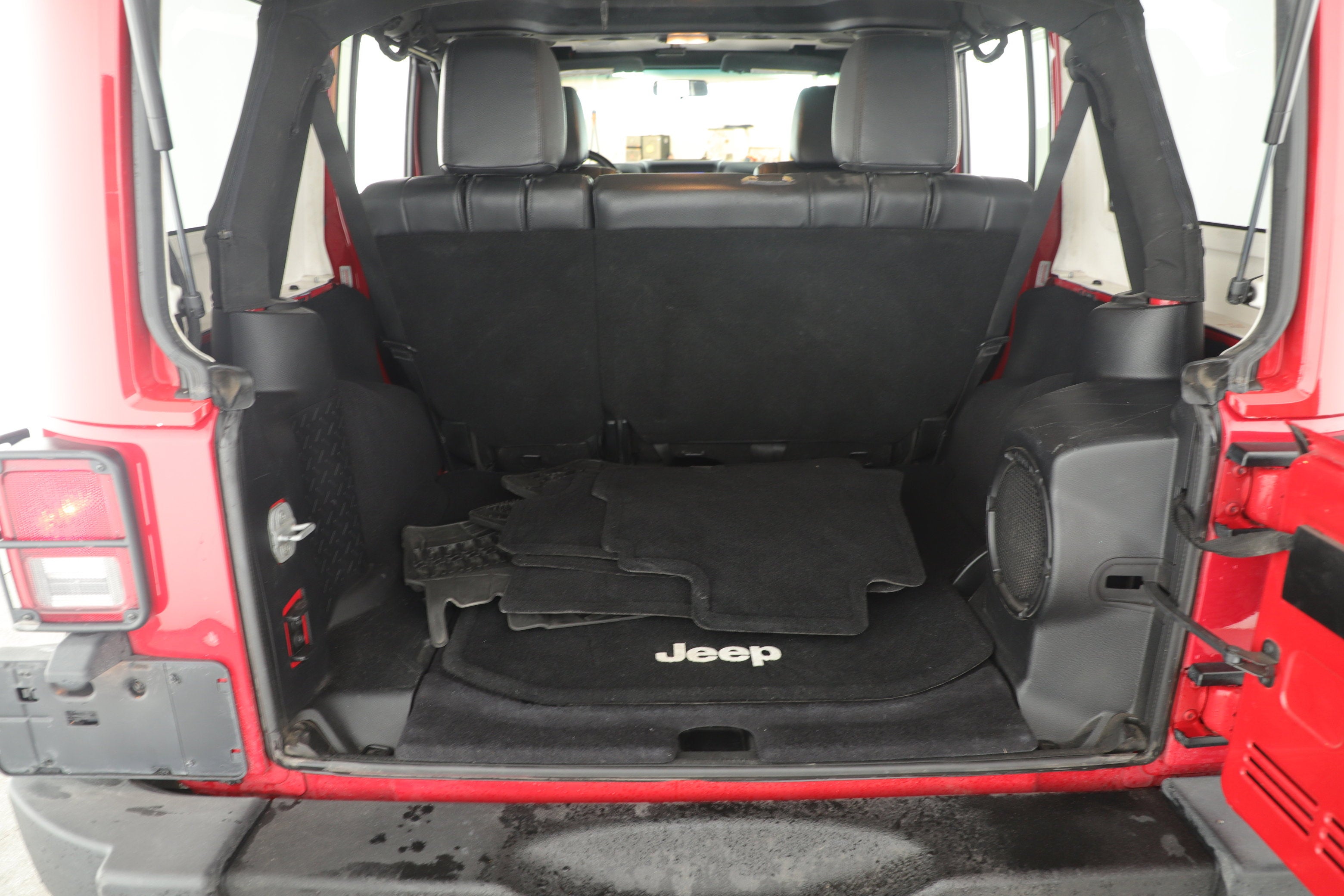 2012 Jeep Wrangler Unlimited Sahara