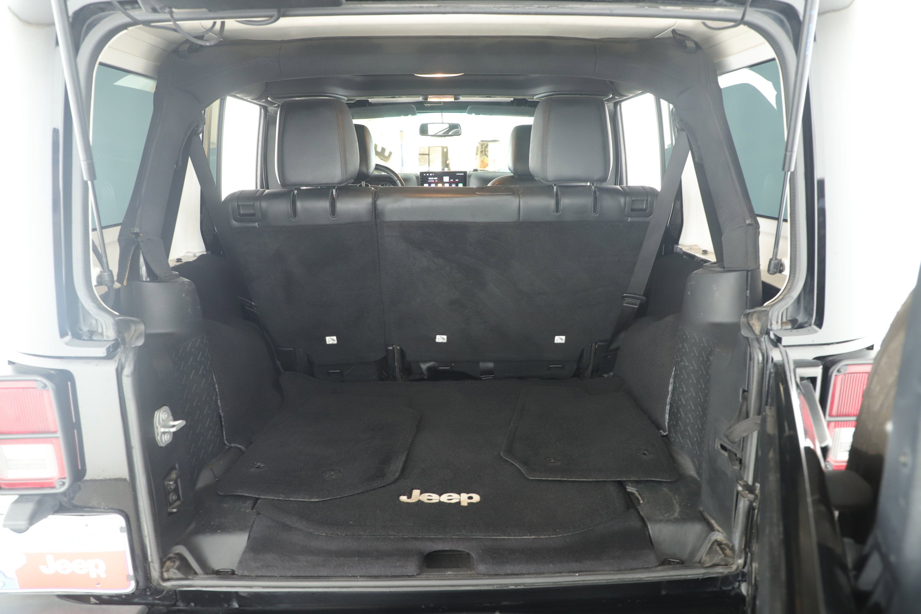 2017 Jeep Wrangler Unlimited Smoky Mountain 4x4