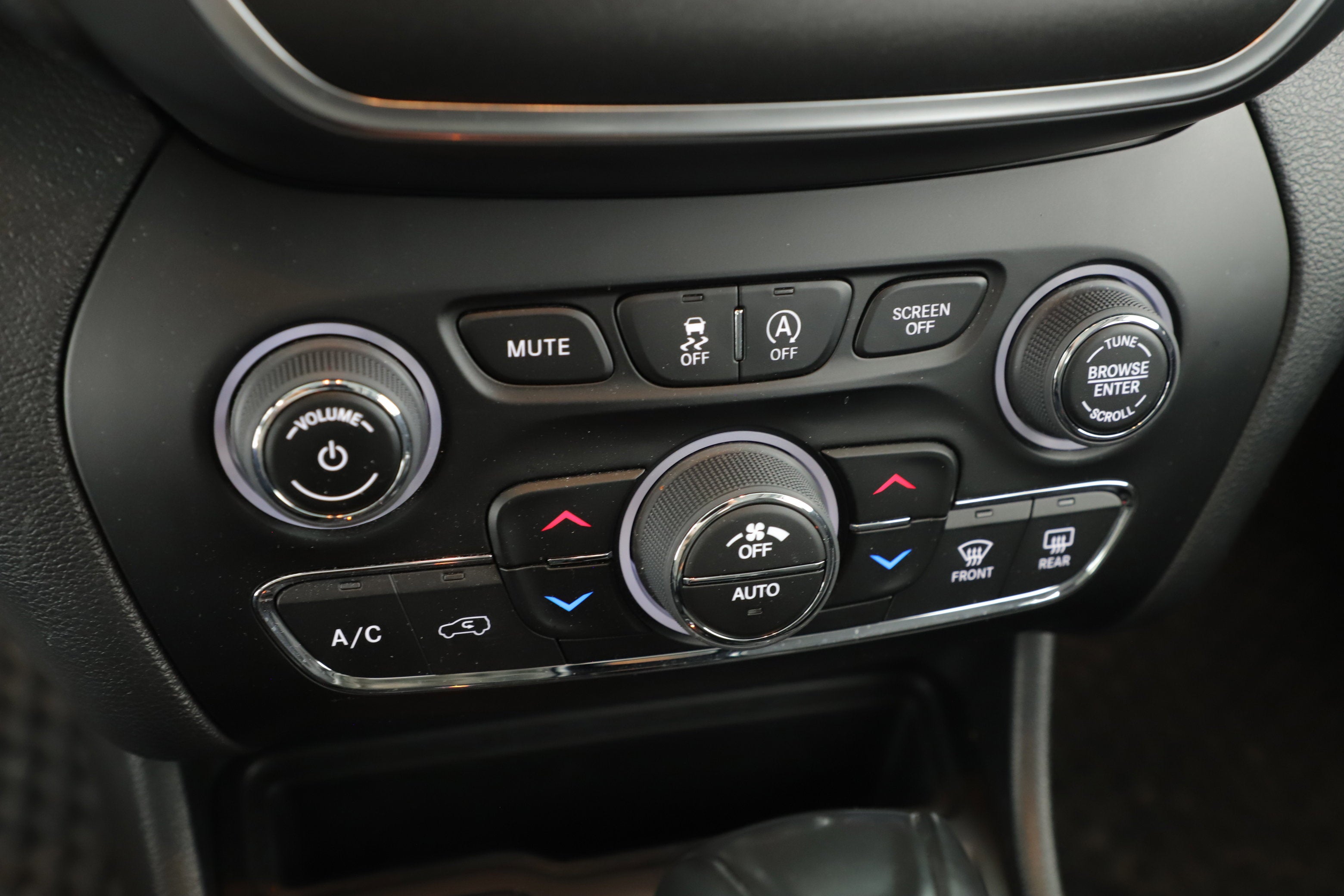 2023 Jeep Cherokee Trailhawk 4x4