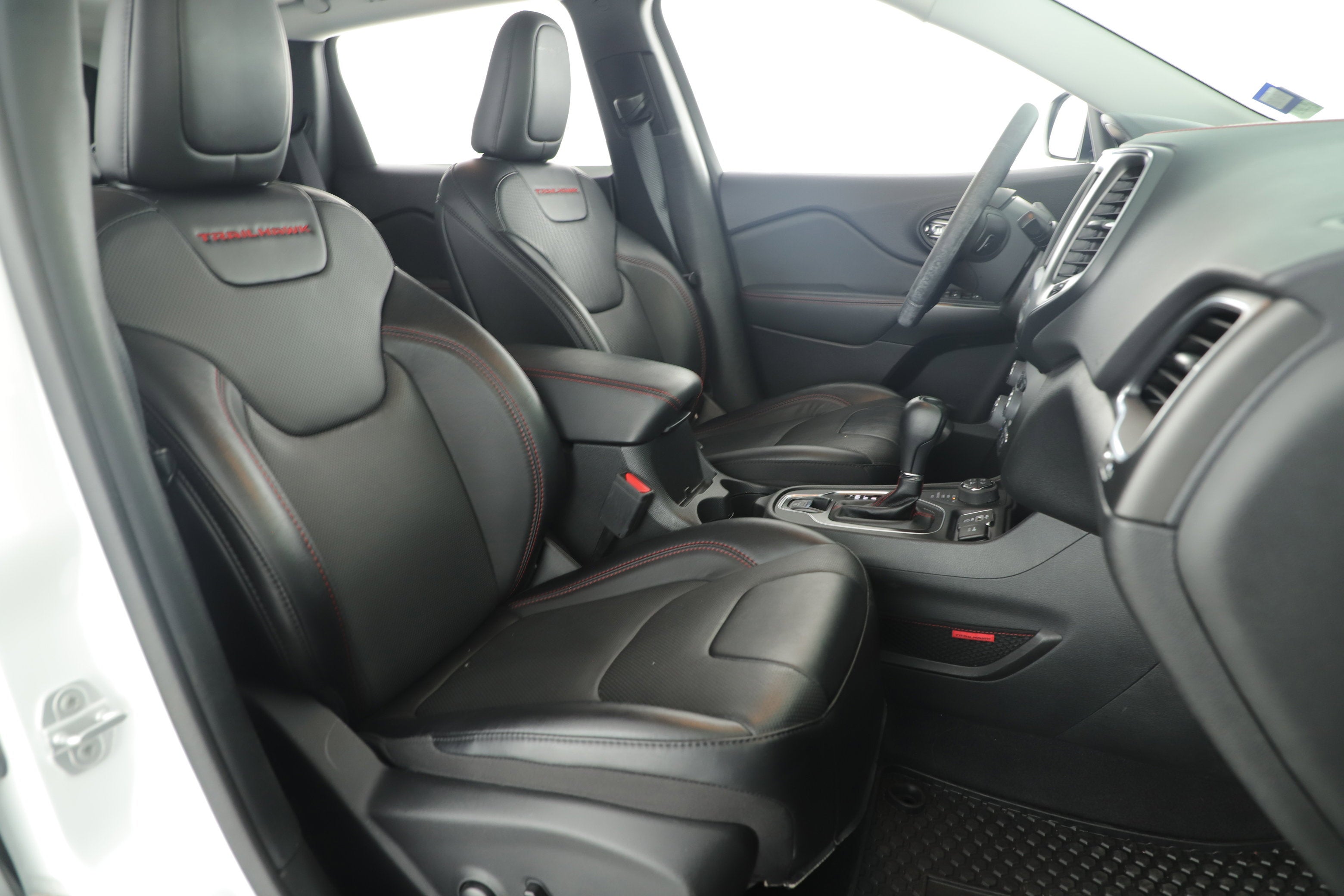 2023 Jeep Cherokee Trailhawk 4x4