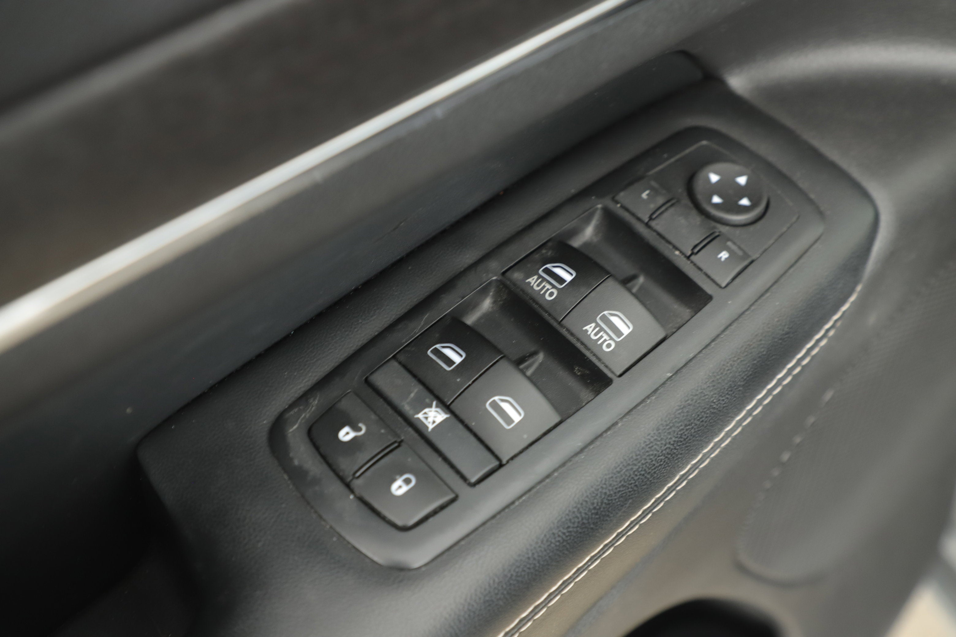 2017 Jeep Grand Cherokee Limited 4x2