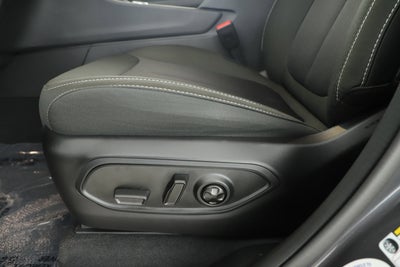 2025 Jeep Grand Cherokee Laredo 4x2