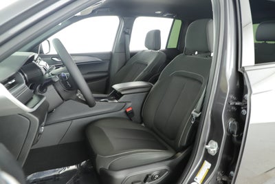 2025 Jeep Grand Cherokee Laredo 4x2