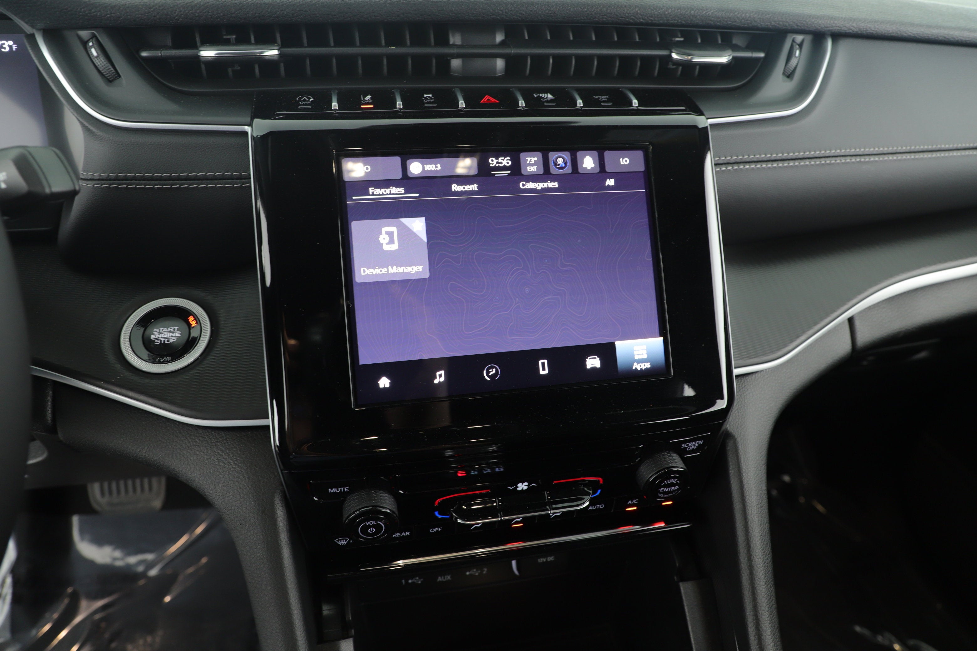 2025 Jeep Grand Cherokee Laredo 4x2