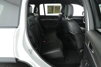 2025 Jeep Grand Cherokee Limited 4x2