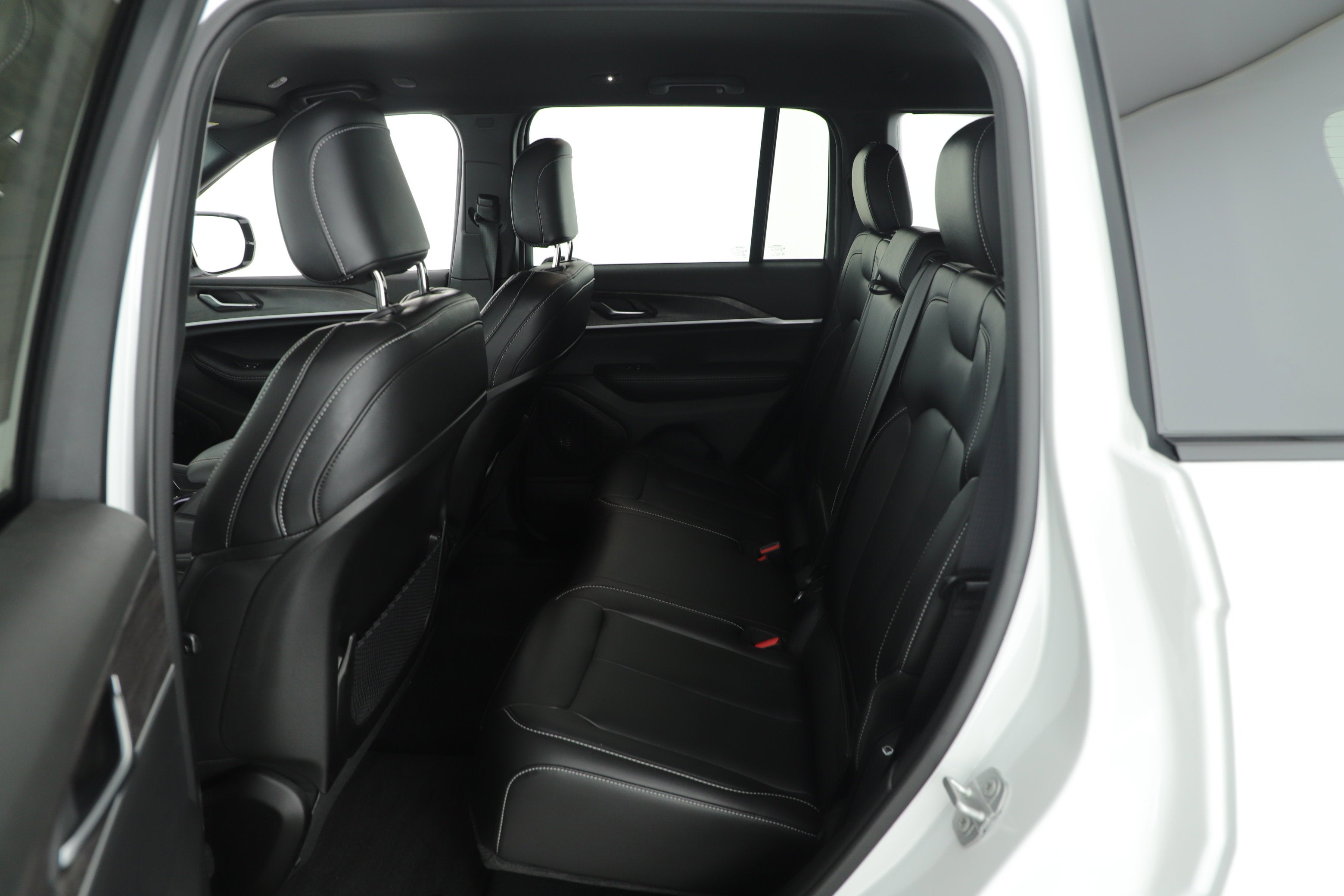 2025 Jeep Grand Cherokee Limited 4x2