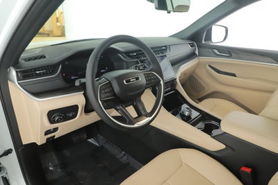 2025 Jeep Grand Cherokee Limited 4x2