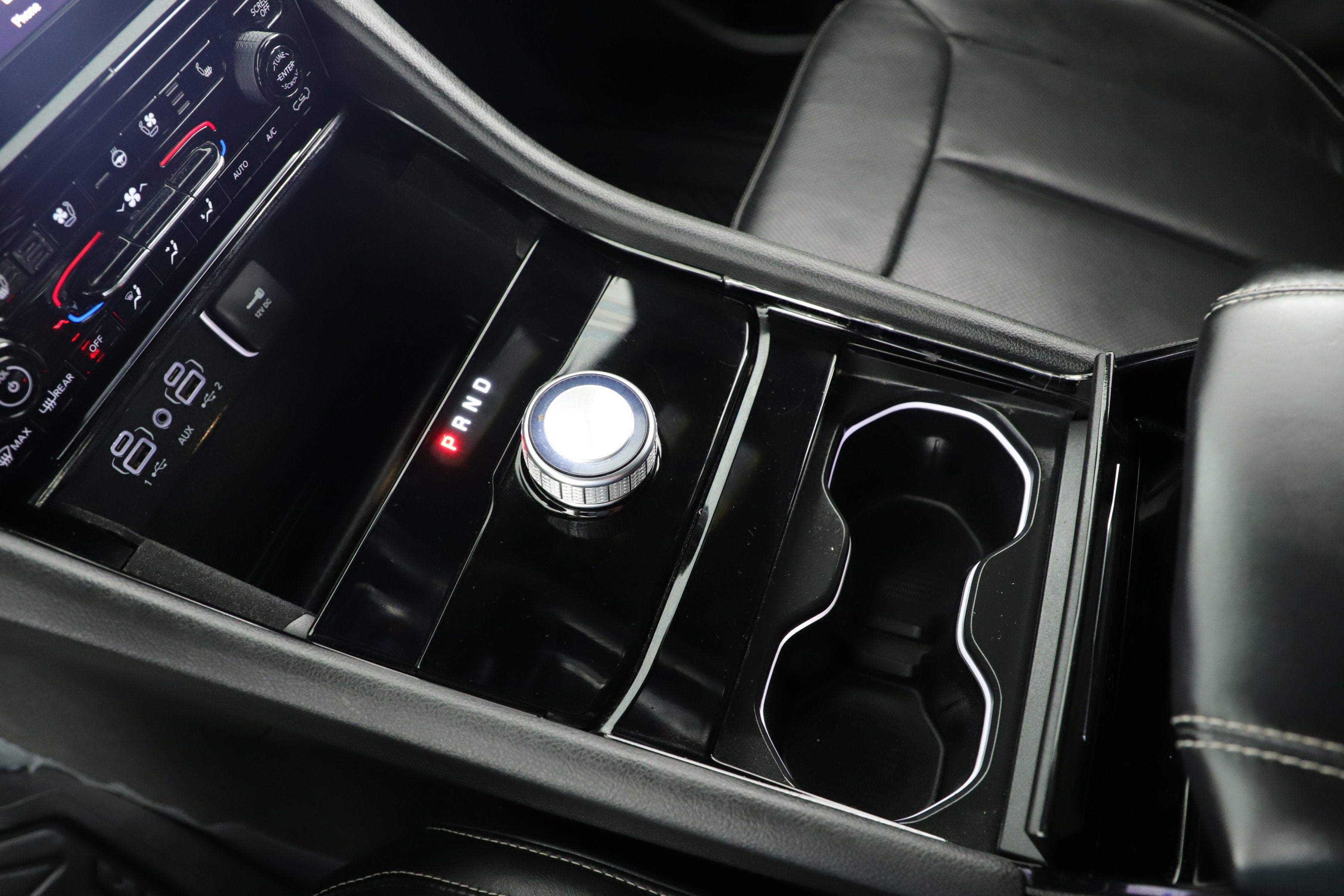 2022 Jeep Grand Cherokee Overland 4x2