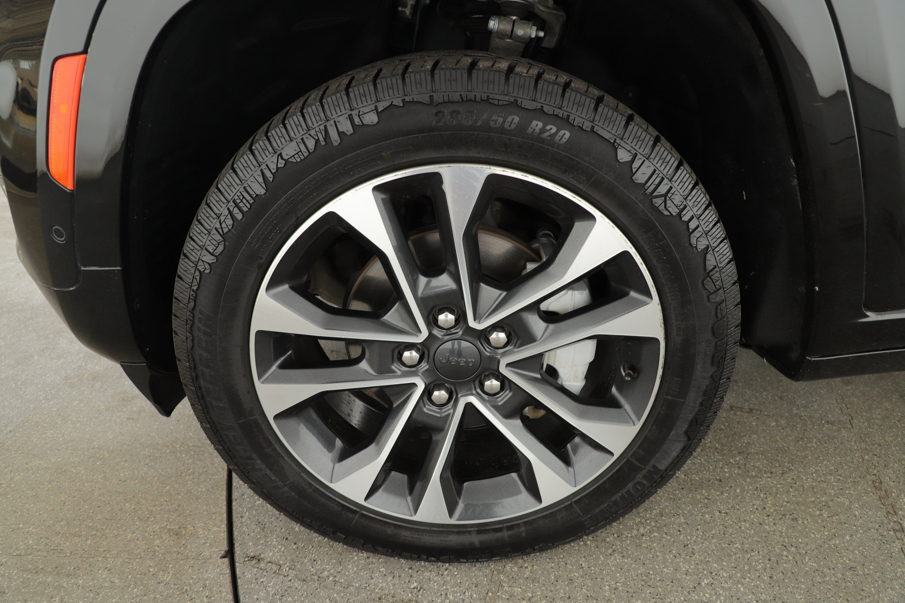 2022 Jeep Grand Cherokee Overland 4x2