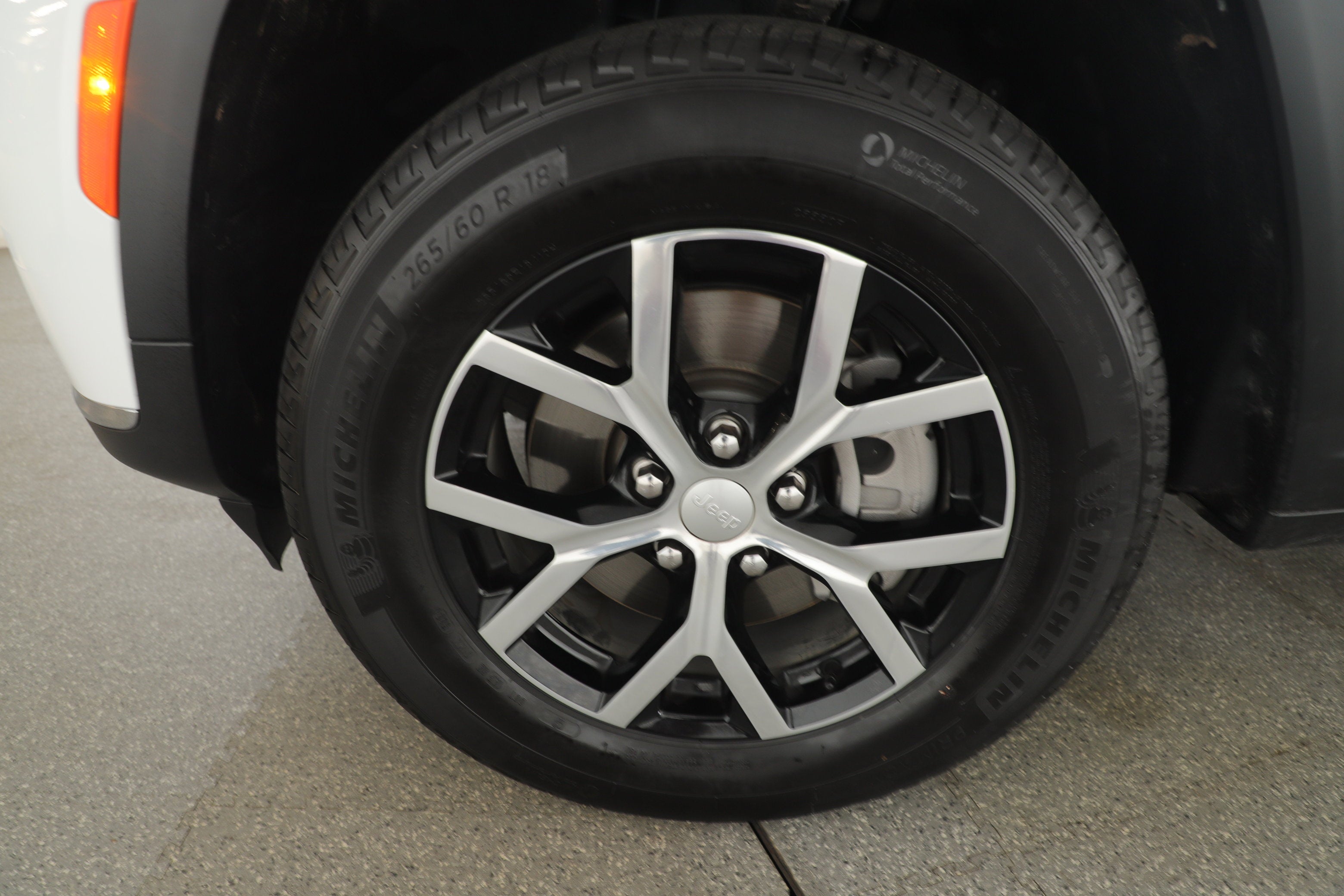 2025 Jeep Grand Cherokee L Limited 4x2