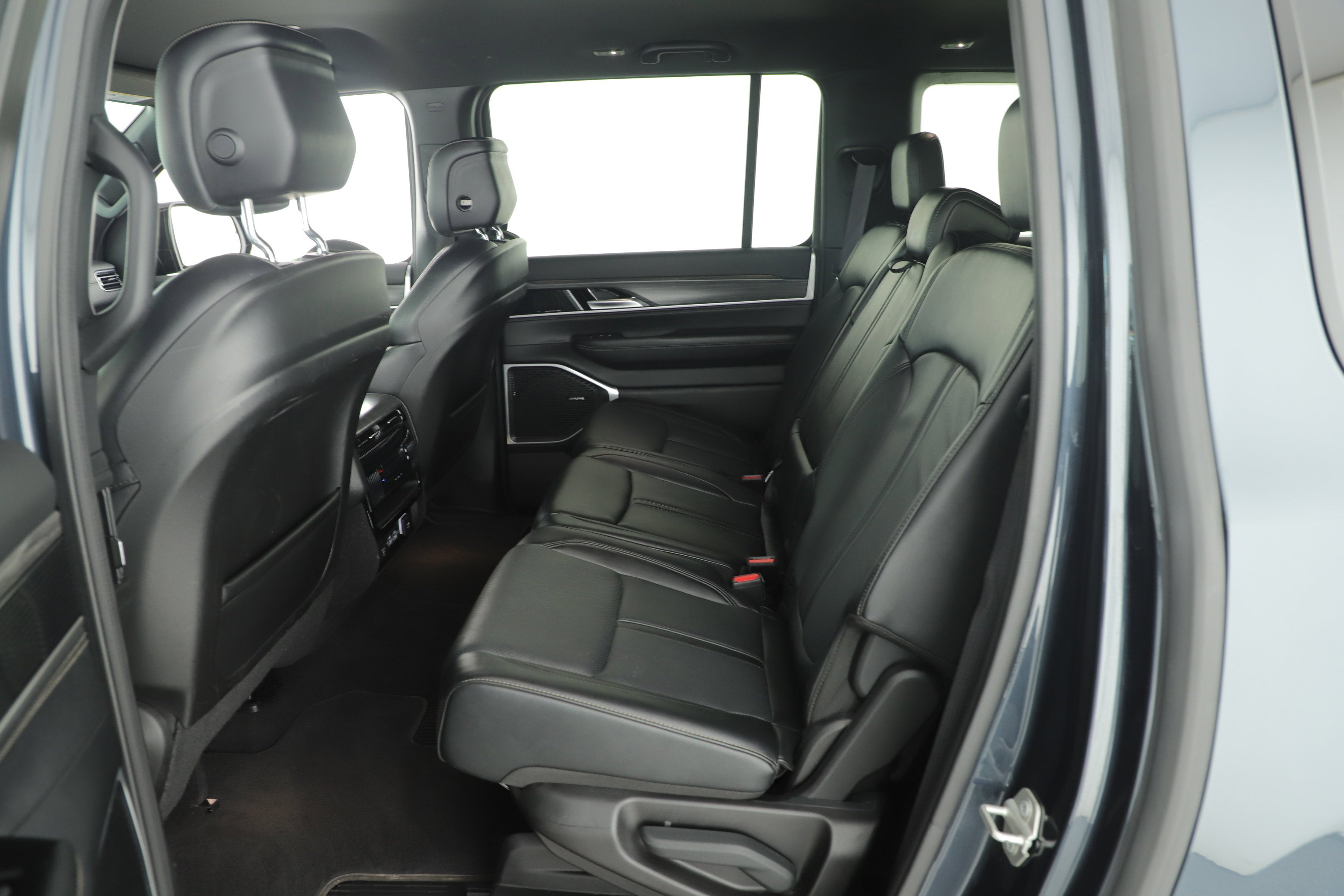 2024 Jeep Wagoneer L Series II 4x4