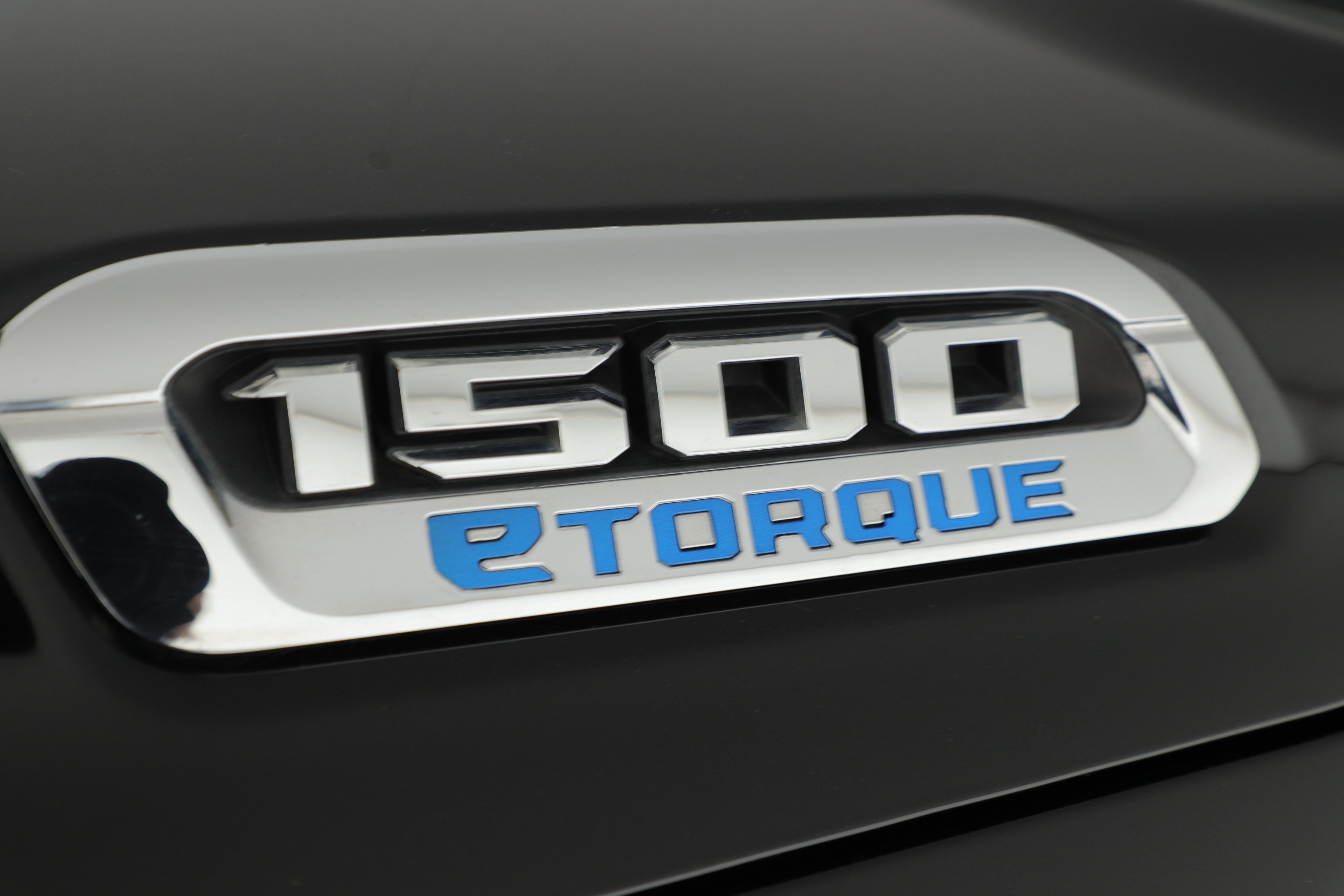 2022 RAM 1500 Lone Star Crew Cab 4x4 5'7' Box