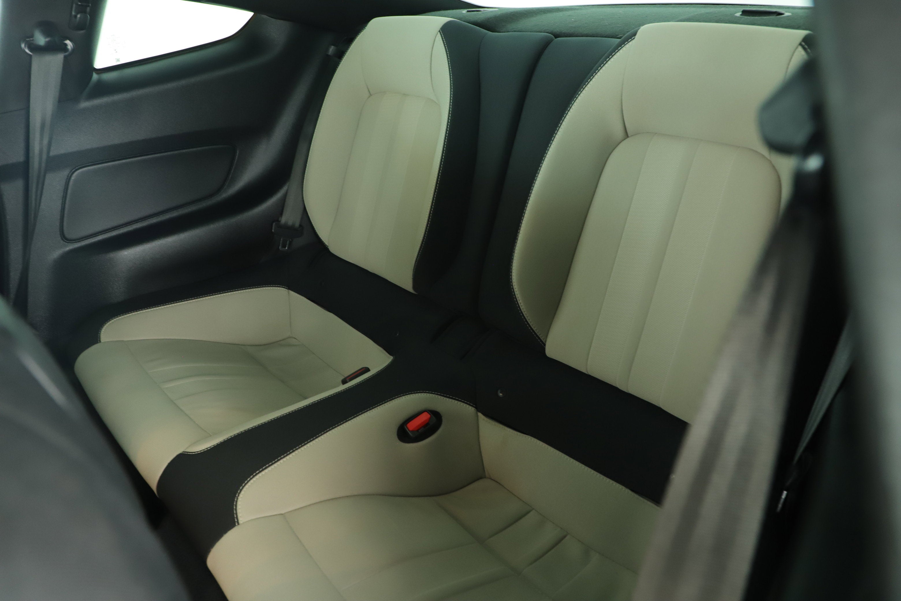 2022 Ford Mustang EcoBoost Fastback