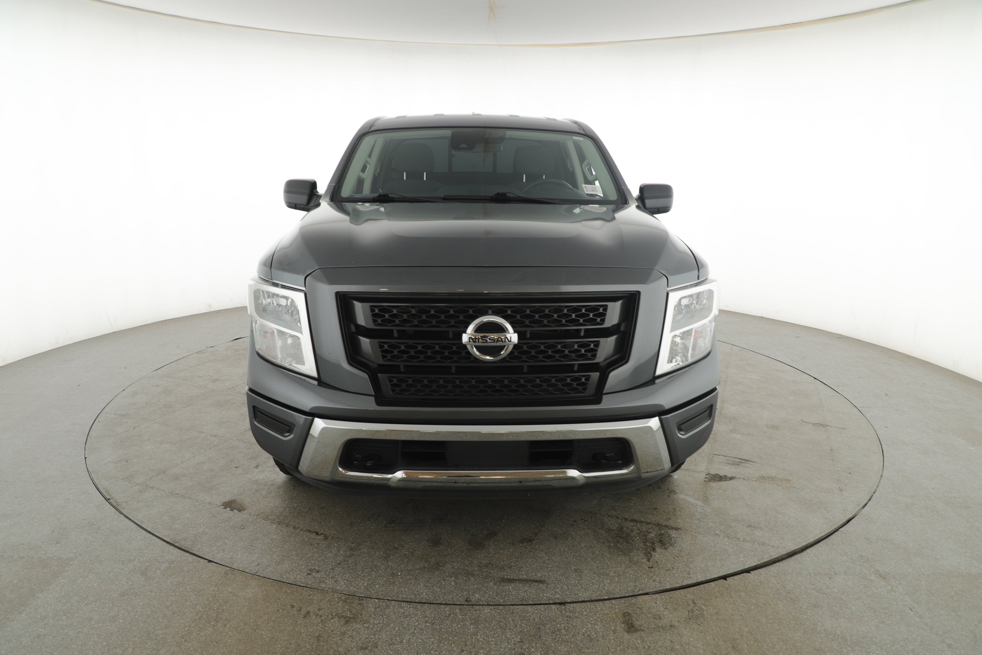 2023 Nissan TITAN Crew Cab SV 4x4