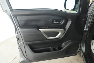 2023 Nissan TITAN Crew Cab SV 4x4