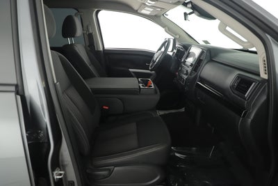 2023 Nissan TITAN Crew Cab SV 4x4