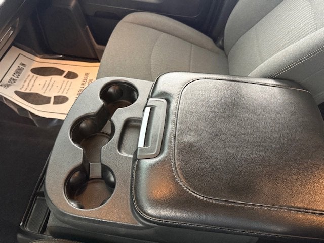 2021 RAM 2500 Tradesman Crew Cab 4x4 6'4' Box