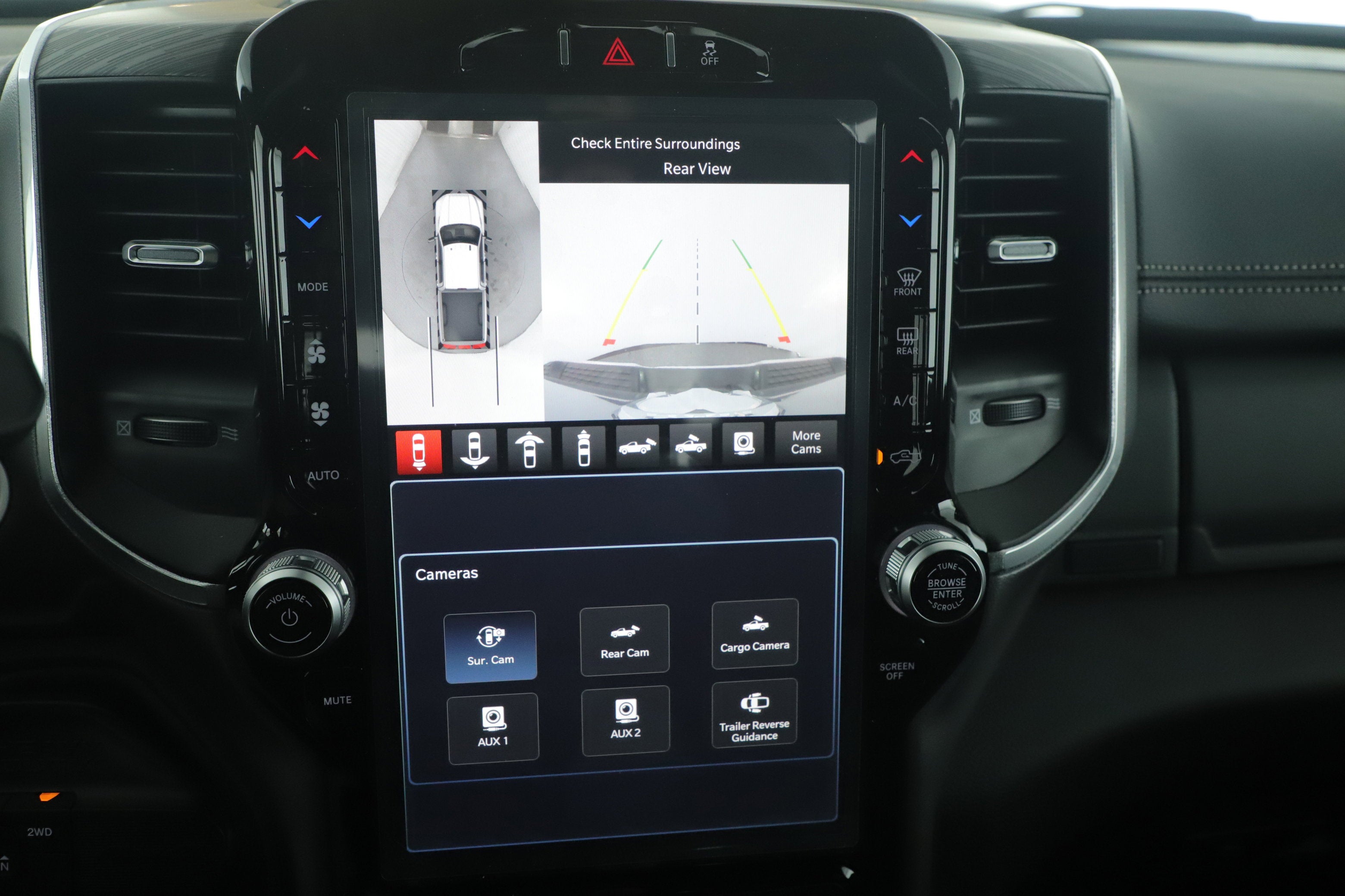 2024 RAM 2500 Laramie Crew Cab 4x4 6'4' Box