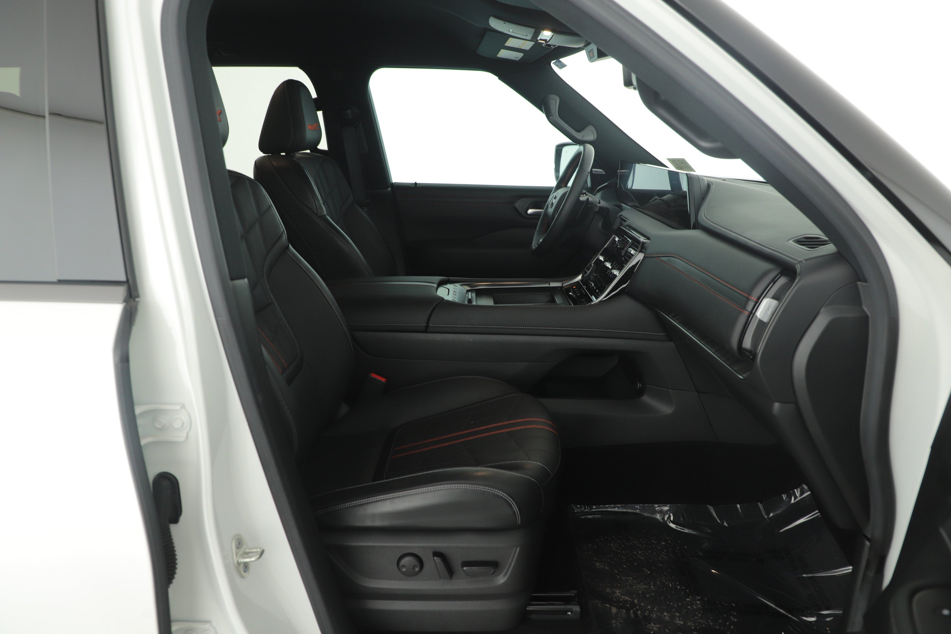 2025 Nissan Armada PRO-4X 4WD