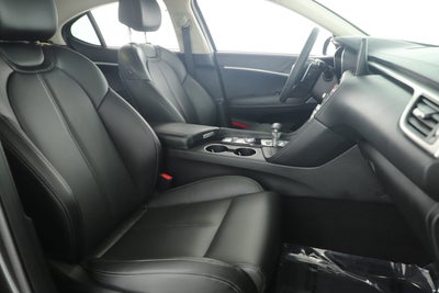 2023 Genesis G70 2.0T RWD