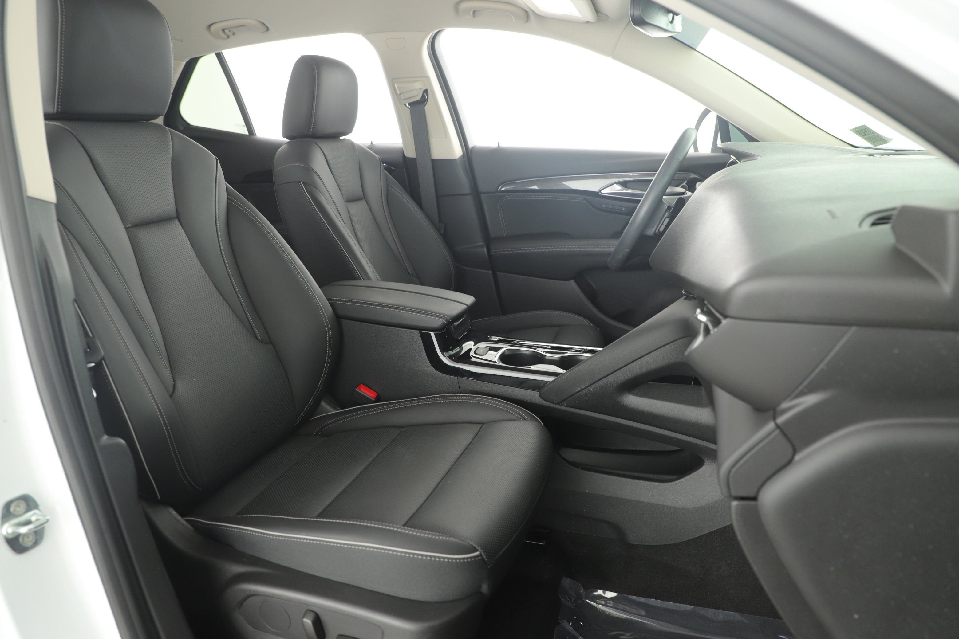 2023 Buick Envision Essence FWD