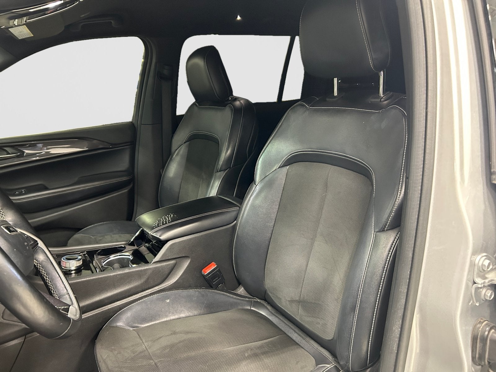 2022 Jeep Grand Cherokee L Altitude