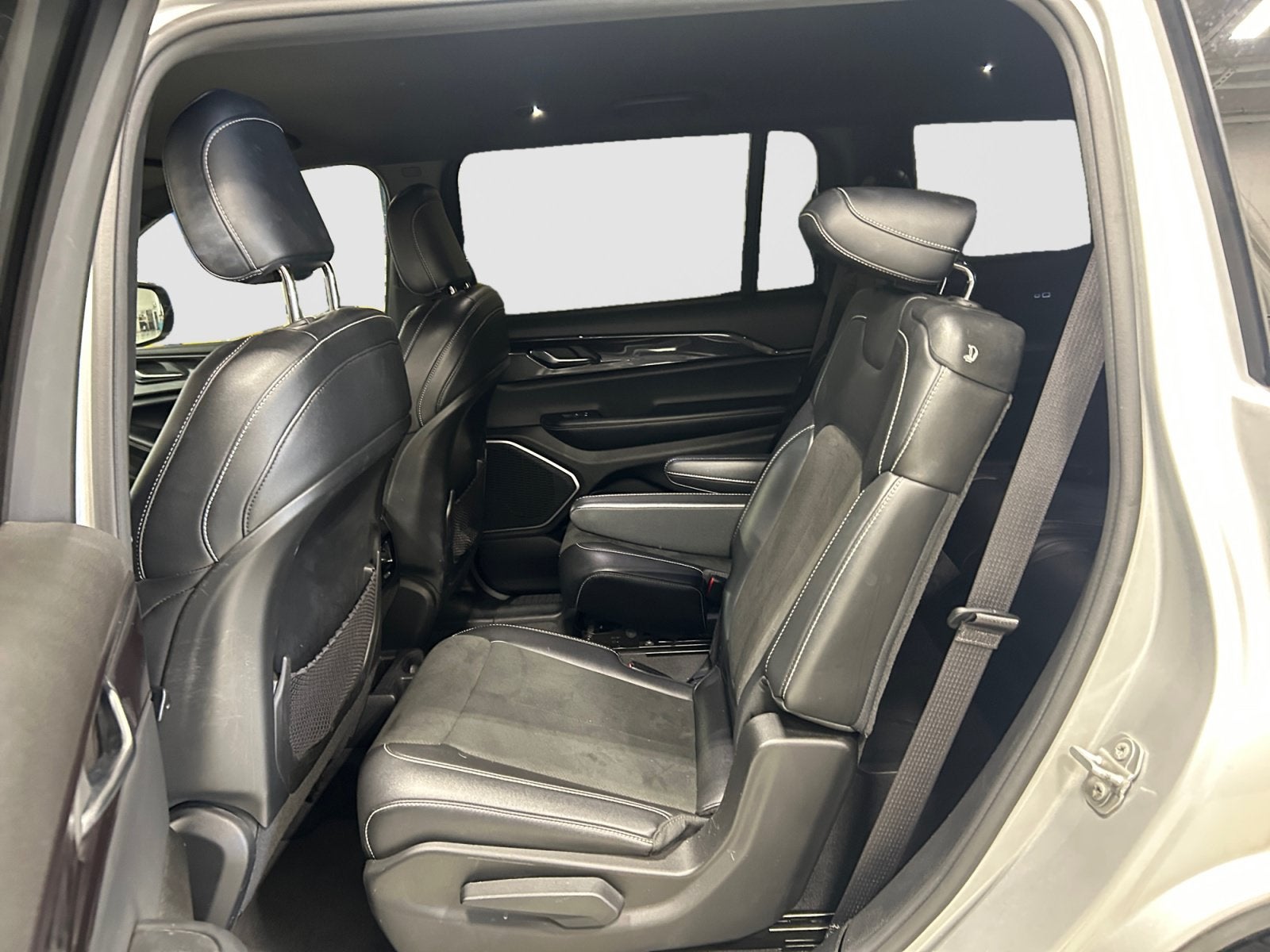 2022 Jeep Grand Cherokee L Altitude