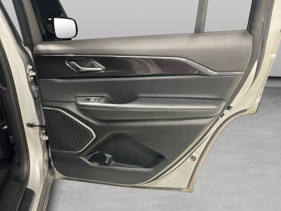 2022 Jeep Grand Cherokee L Altitude