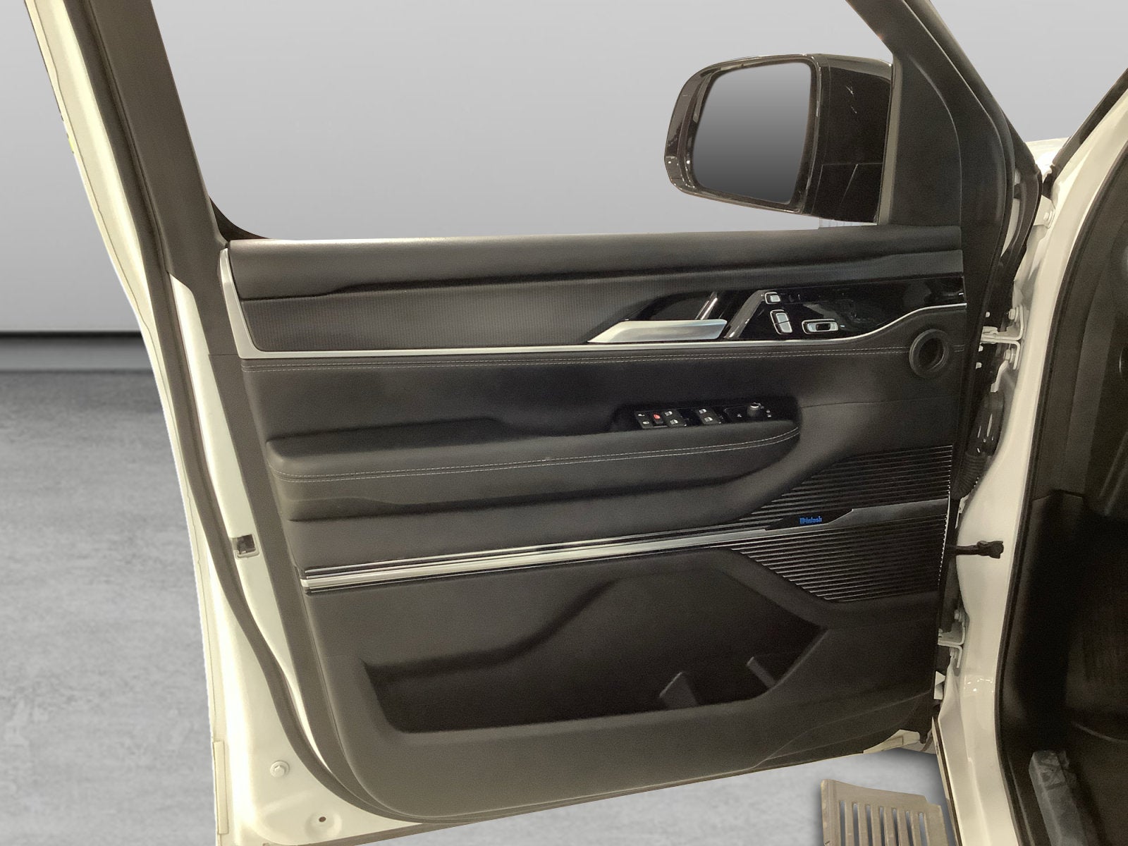 2024 Jeep Grand Wagoneer L Series II
