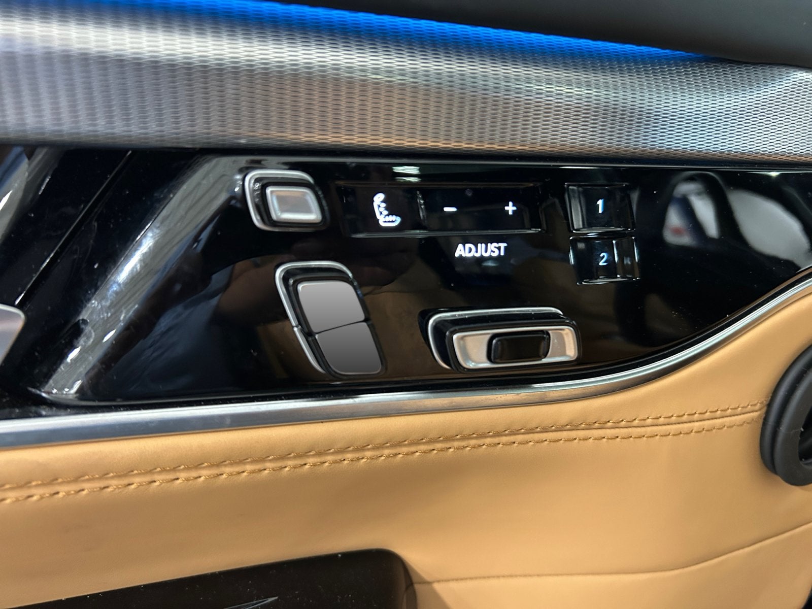 2023 Jeep Grand Wagoneer Series III