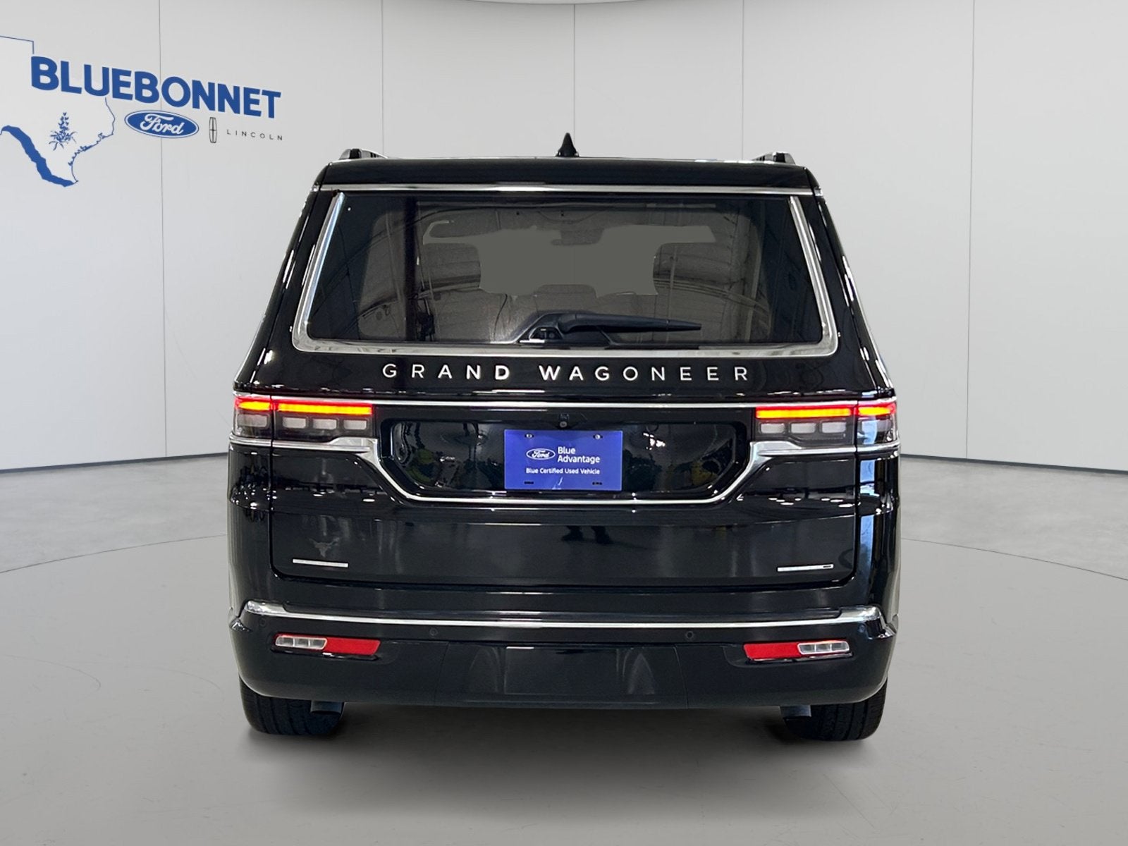2023 Jeep Grand Wagoneer Series III