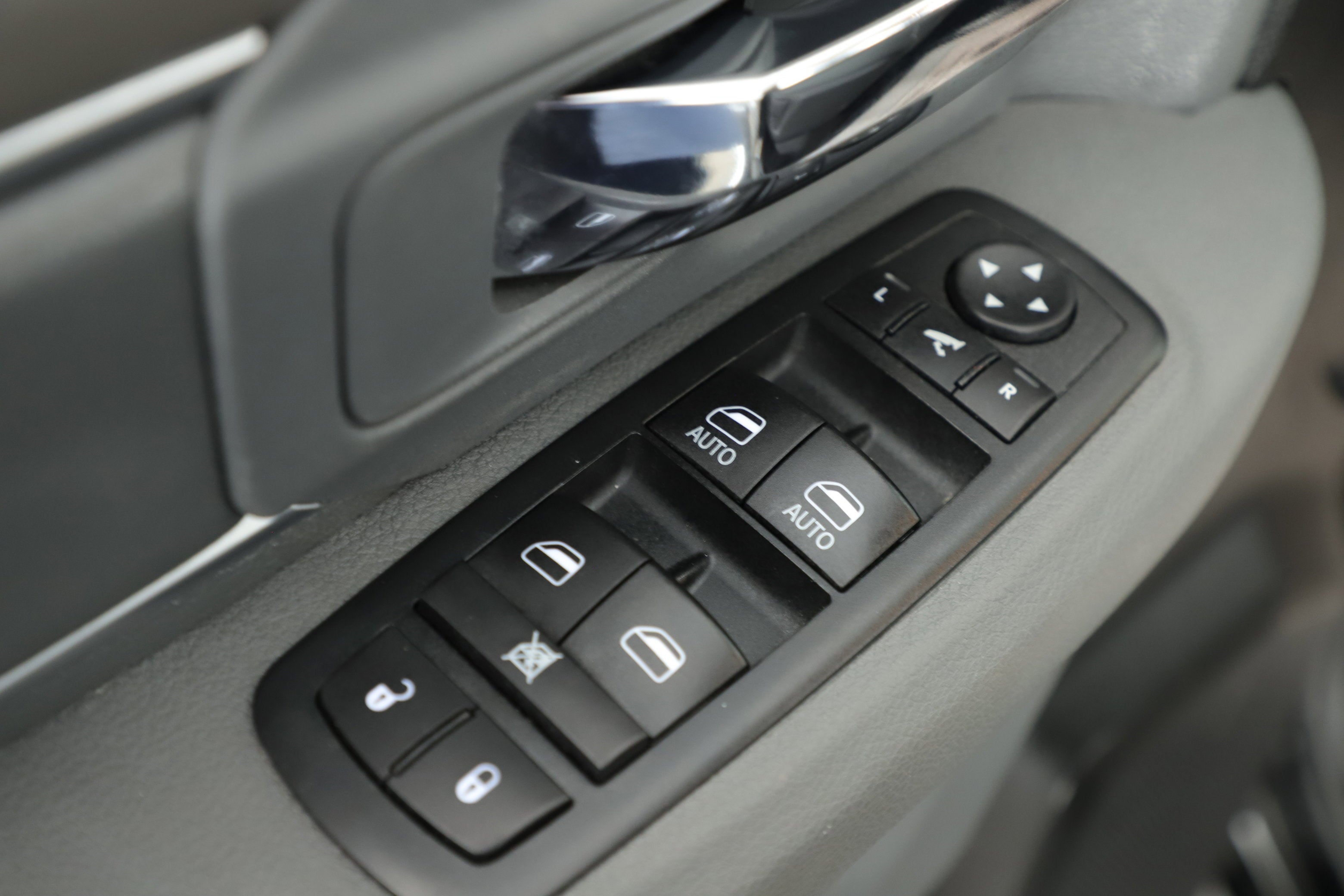 2020 RAM 1500 Classic SLT