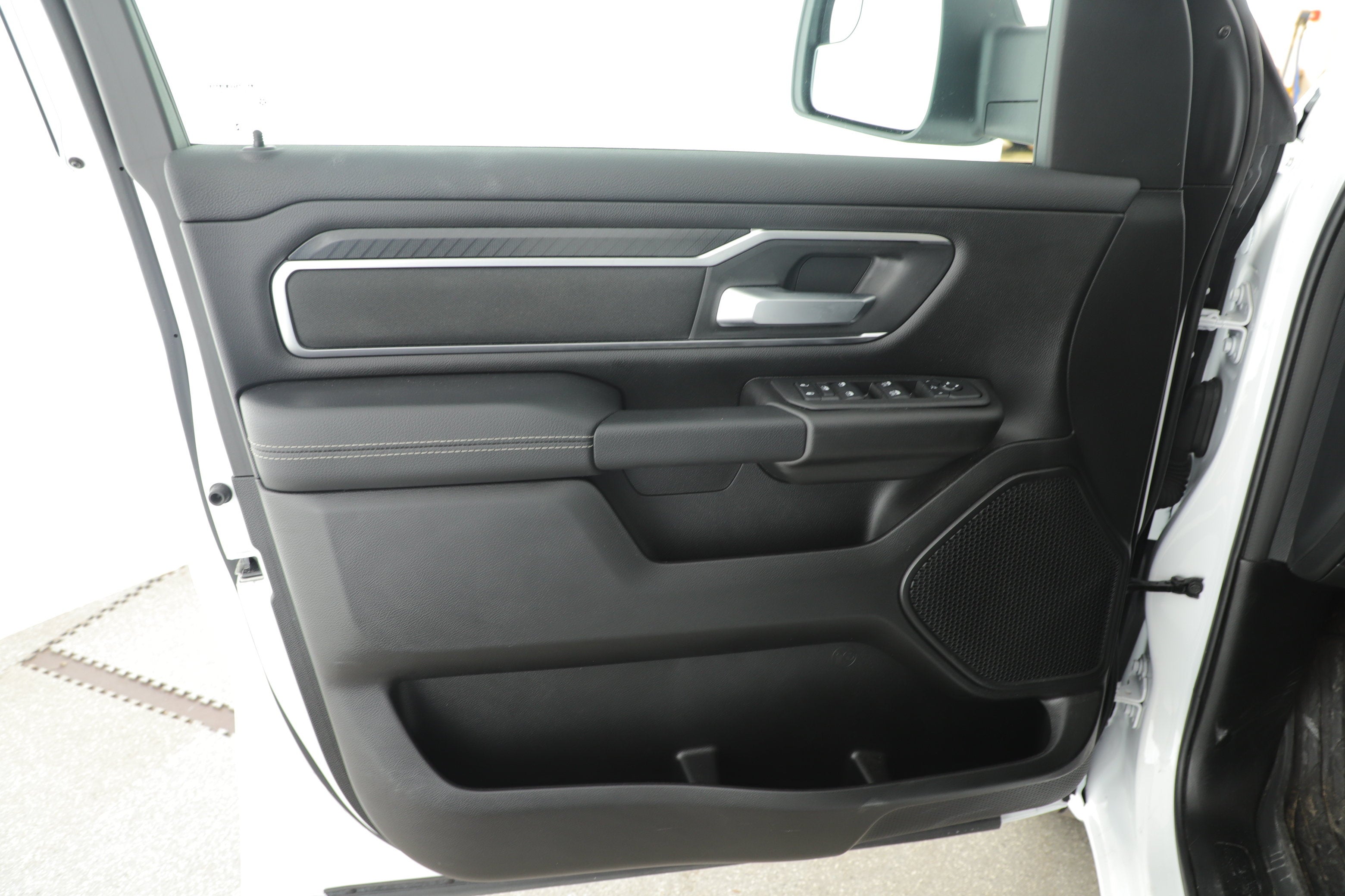 2025 RAM 1500 Lone Star