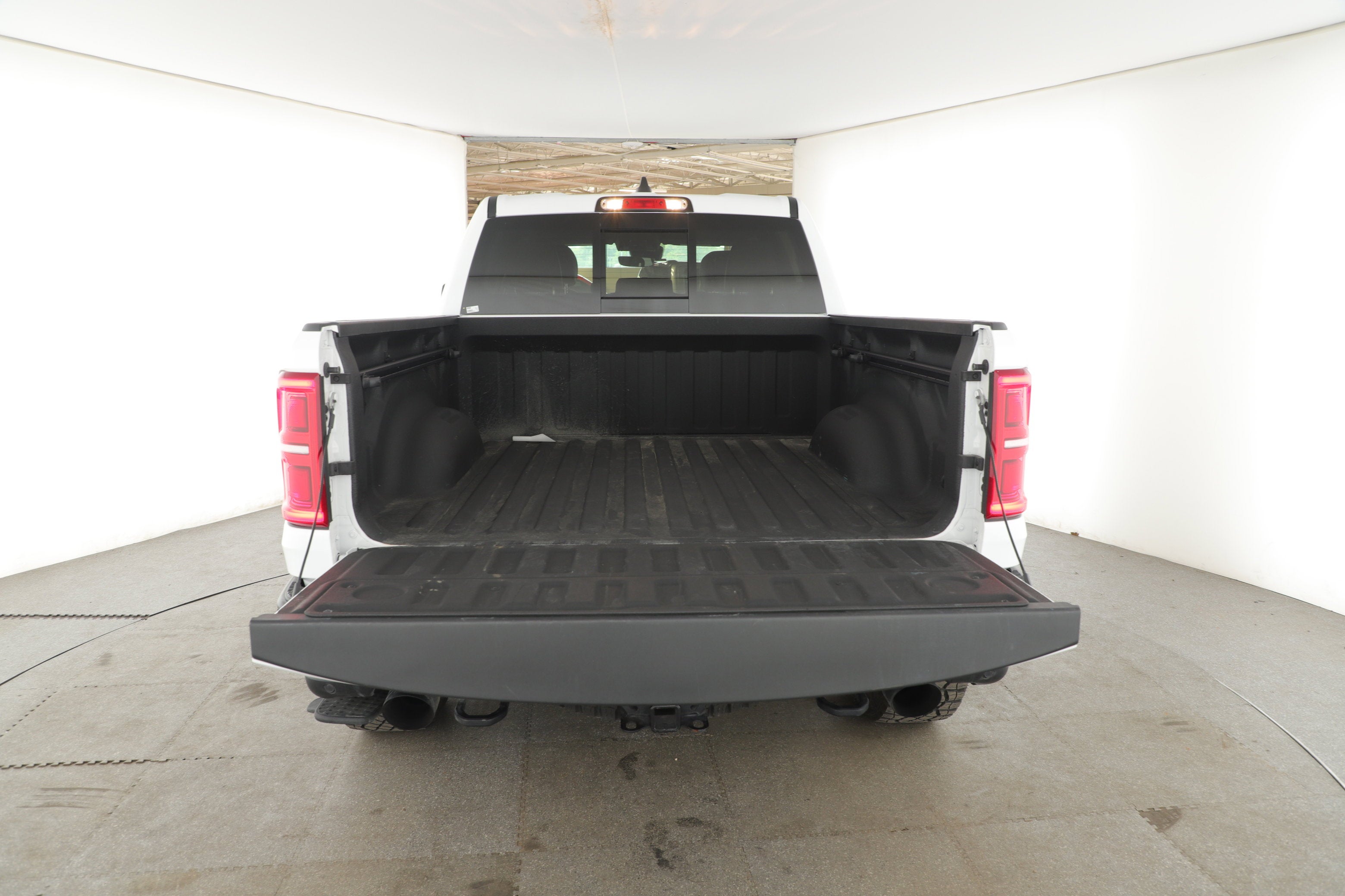 2025 RAM 1500 RHO