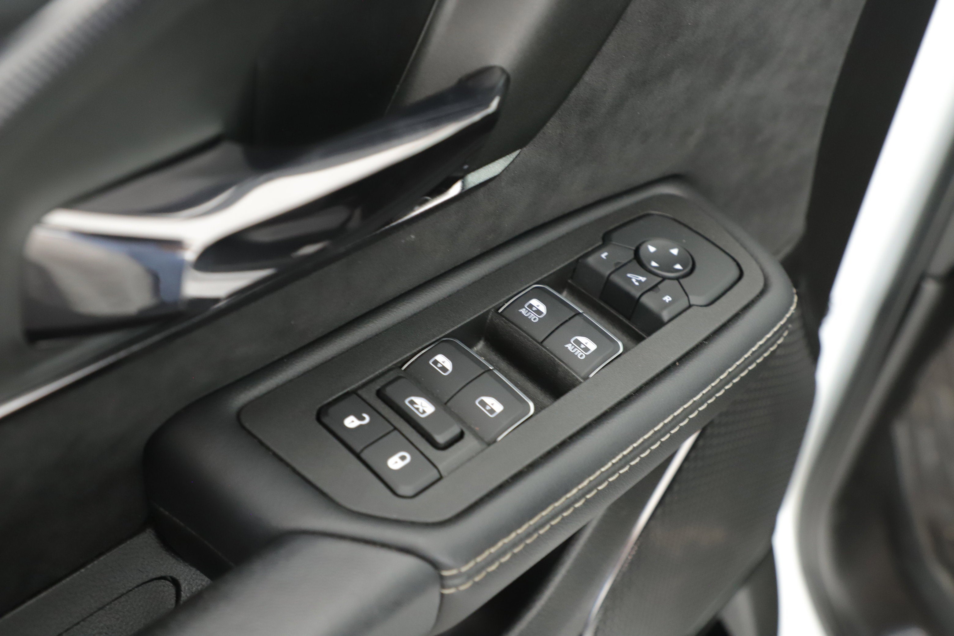 2025 RAM 1500 RHO