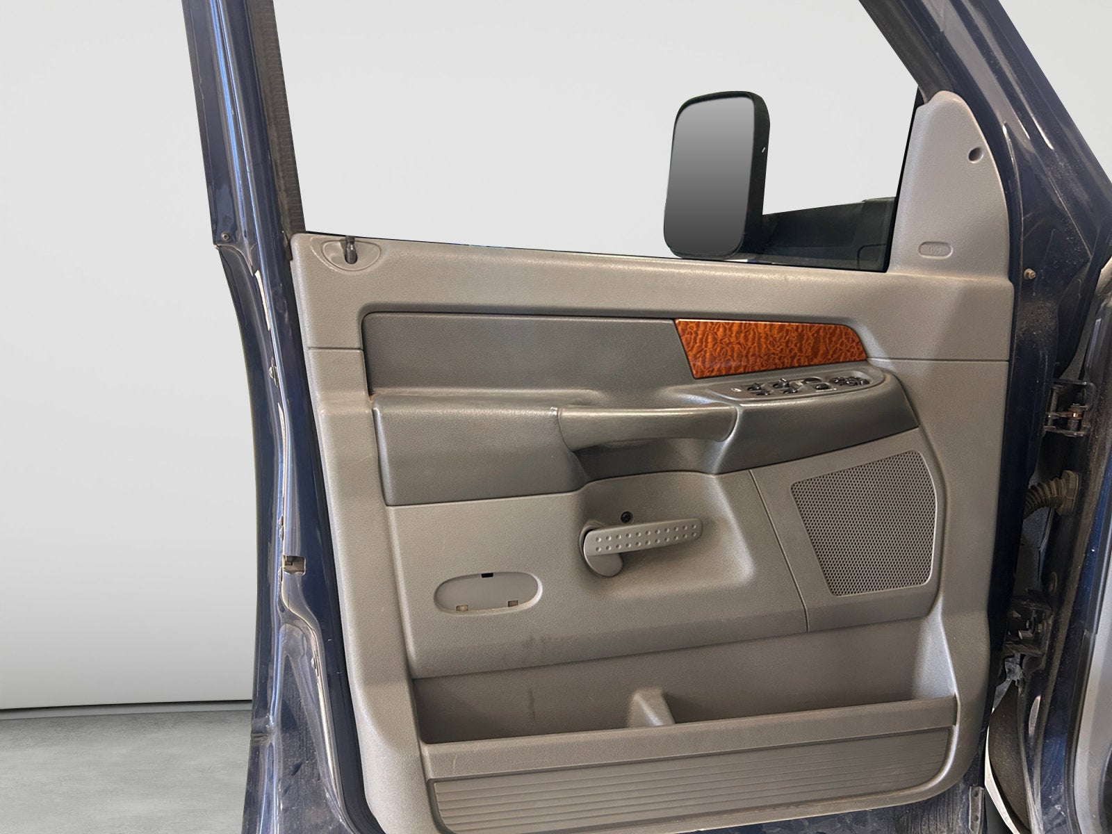 2006 Dodge Ram 2500 Base