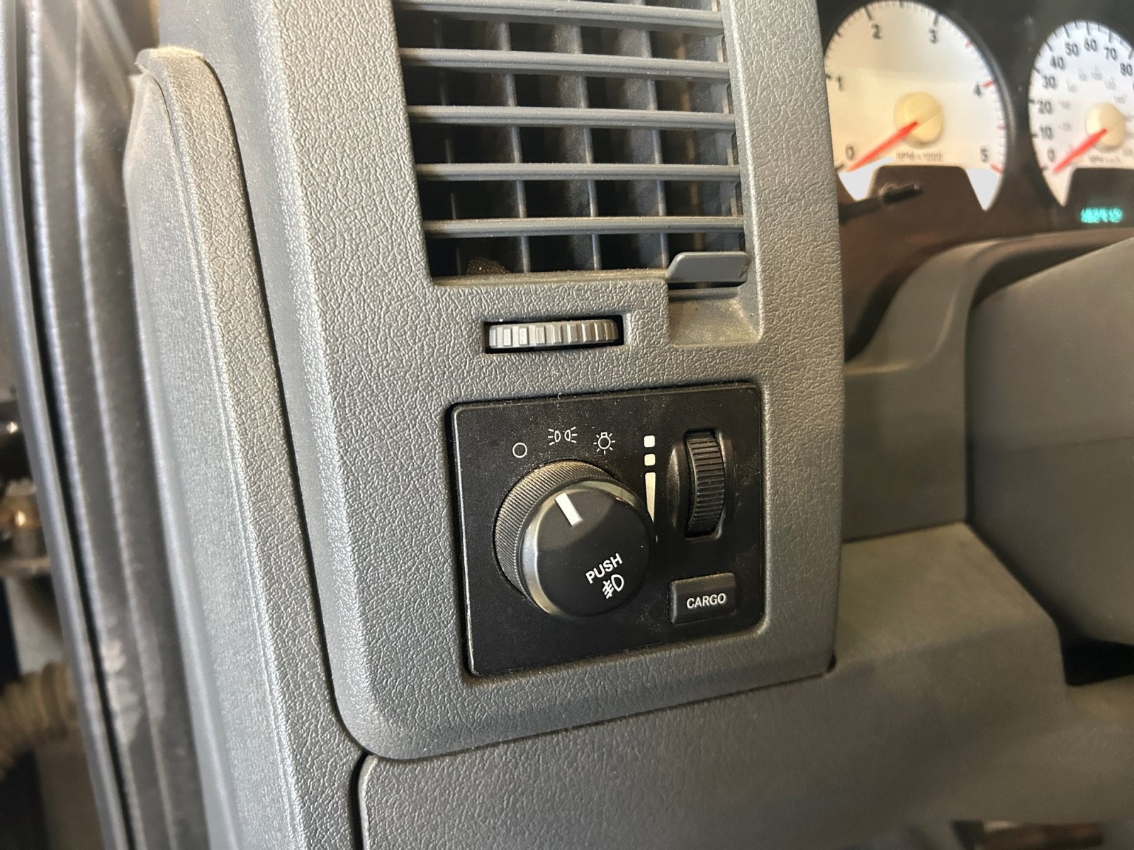 2006 Dodge Ram 2500 Base