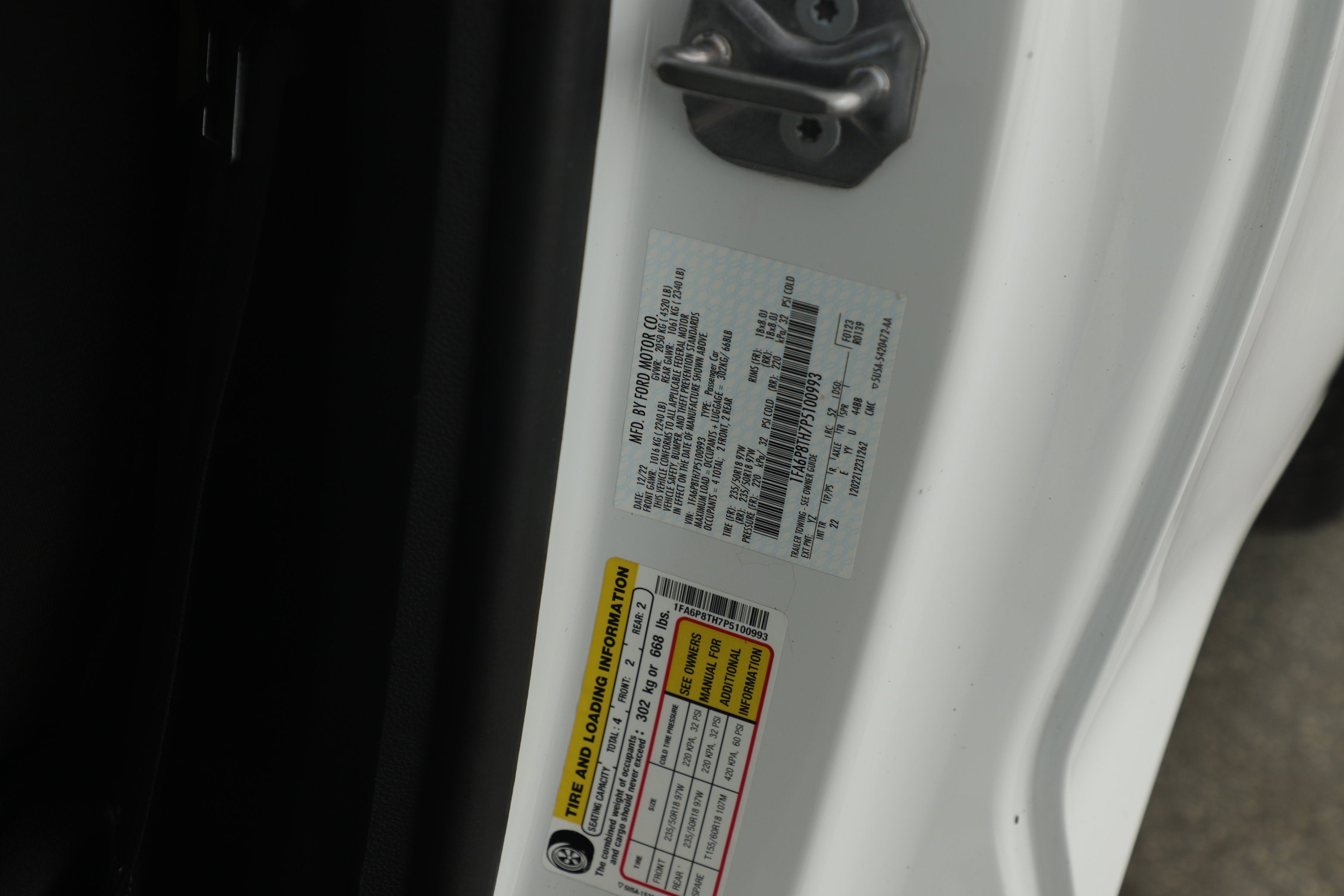 2023 Ford Mustang EcoBoost