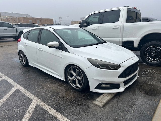 2018 Ford Focus ST