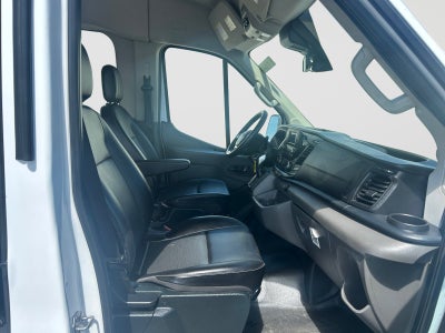 2023 Ford Transit Passenger Wagon T350
