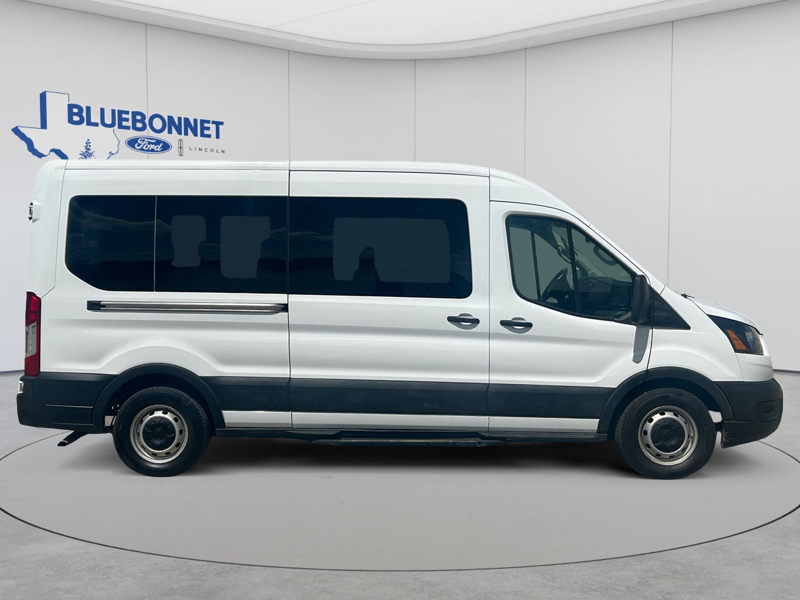 2023 Ford Transit Passenger Wagon T350
